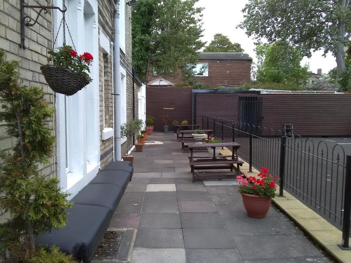 Clifton Hotel 3*
